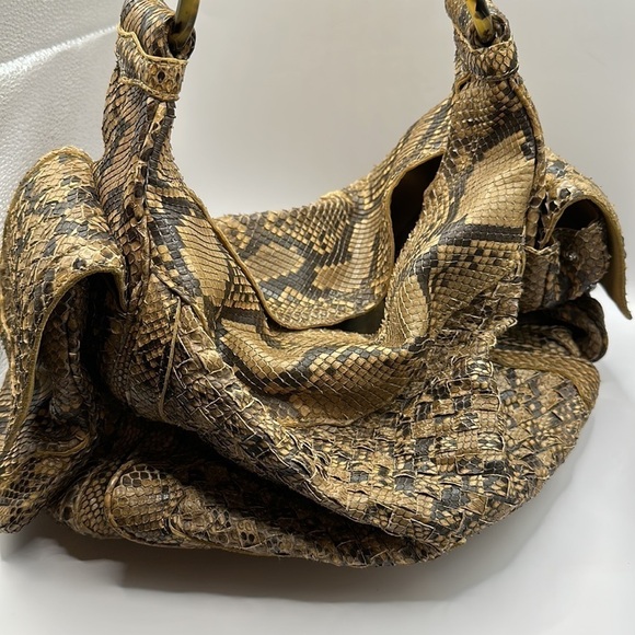 Bottega Veneta Limited Edition Python Cocker hobo intrecciato bag - Picture 5 of 14